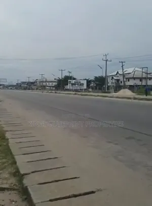 100 by 100 for Sale Along Dumez Tarred Road Ughelli Delta St