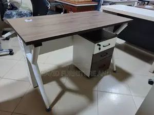 Top Notch Mobile Drawer Desk