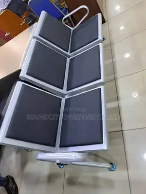 3 In 1 Airport Waiting Chair With Padded Seat Foam.