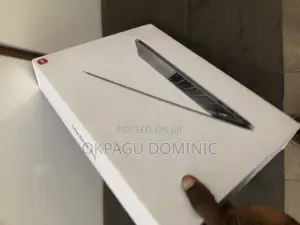 Laptop Apple MacBook Pro 2020 8GB Apple M1 SSD 512GB