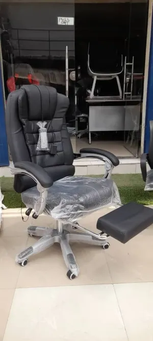 Executive Electric Massaging Office Chair With Footrest