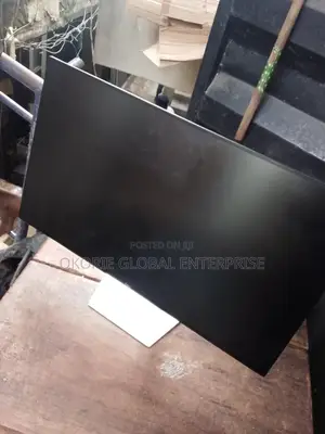 Smart Dell Frameless Monitor