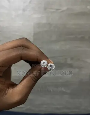 10mm Sterling Silver Cuhic Zirconia Earring