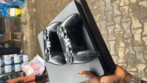 Super Clean Playstation 4 Slim