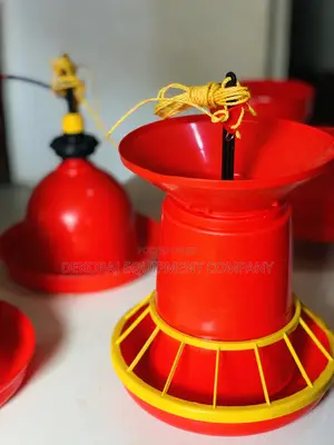 Imported India  Jumbo Feeder – 1 Unit Feeds 50 Chickens