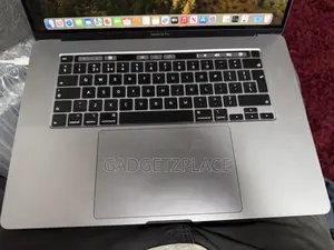 Laptop Apple MacBook Pro 2019 16GB Intel Core I9 SSD 1T