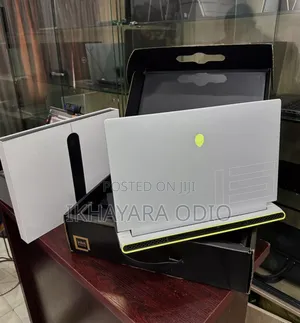 Laptop Dell Alienware X17 R2 16GB Intel Core i7 SSD 1T