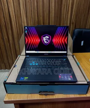 New Laptop MSI Cyborg 14 16GB Intel Core i7 SSD 1T