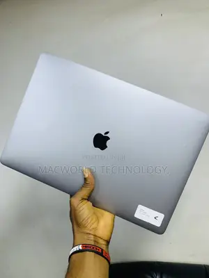 Macbook Pro Screen 2019 / 2018