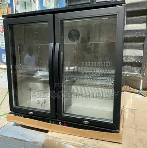 Wine Chiller Display Pulling Door