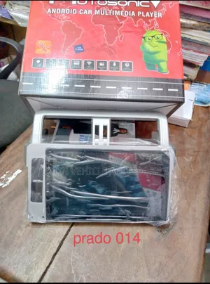 Toyota Land Cruiser Prado 2014 Android Player