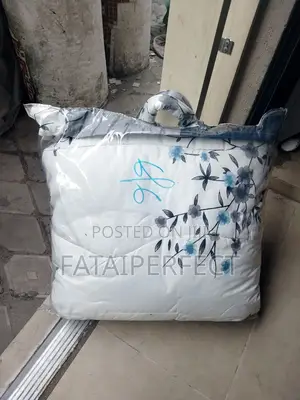 Thick Duvet and Bedsheet With Four Pillow Cases