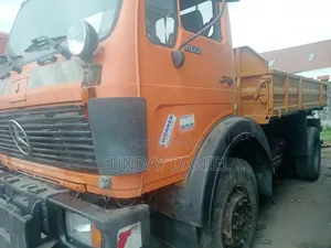 Mercedes Benz Tipper With Auxiliary Tokunbo