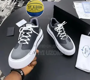 Prada Luxury Designers Sneakers Shoe