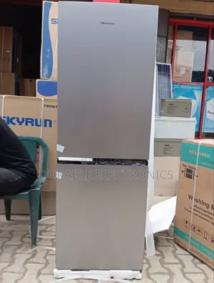 Hisense Refrigerator 225 Litres