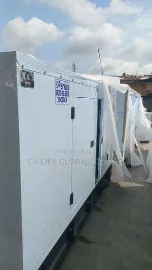200kva Perkins Soundproof Diesel Generator 100% Copper Coil