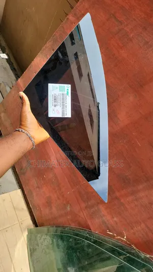 Hyundai Tucson 2021 Vent Glass Available We Deliver