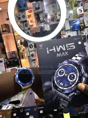 Hw 5 Max Smart Watch With Three Straps