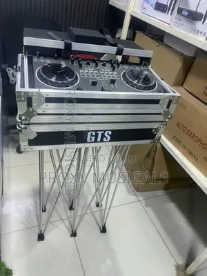 Dj Rev1 Controller With Box and Stand Complete Set