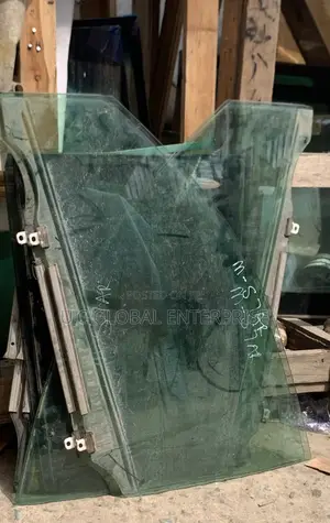 Door Glass for Toyota Rav4 2010 Available