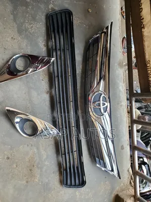 Up and Down Grille Camry 2012