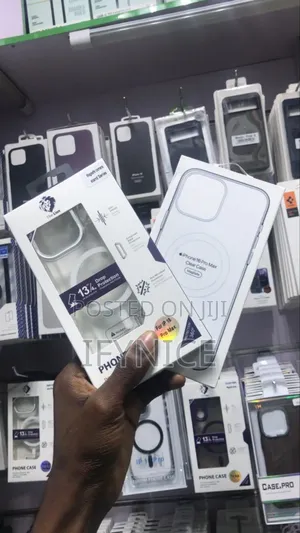 iPhone 16 Pro Max Pouch