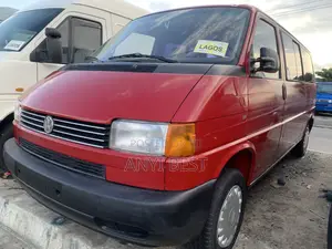 Volkswagen Transporter 2005 Red