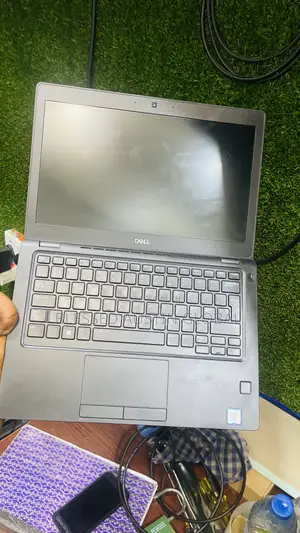 Laptop Dell Latitude 5290 8GB Intel Core I3 SSD 128GB