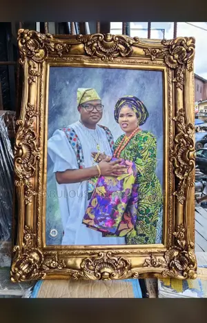 Royal Frame