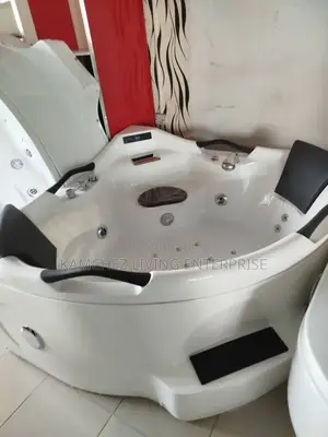 2-person Corner Whirlpool Hot Tub With Massage Jets