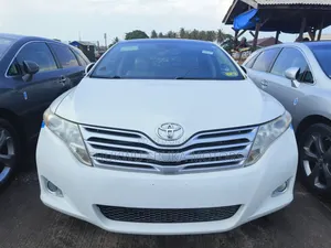 Toyota Venza V6 AWD 2012 White