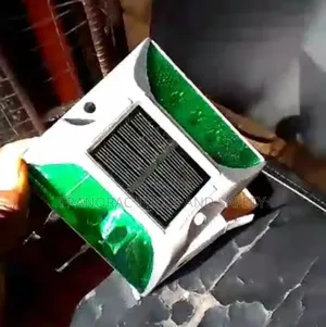 Solar Road Studs Available in Large Quantities