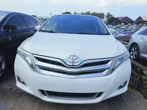 Toyota Venza XLE AWD V6 2013 White