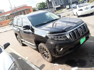 Toyota Land Cruiser Prado 2.7 i 2012 Black