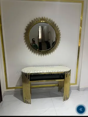 Mirror Console
