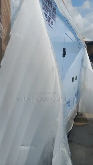 250kva Perkins Soundproof Diesel Generator 100% Copper Coil
