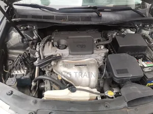 Toyota Camry XLE V6 4dr Sedan (3.5L 6cyl 6A) 2013