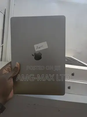 Laptop Apple MacBook Pro 2017 8GB Intel Core I5 SSD 256GB
