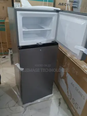 Sleek‐Design Hisense 205 L Refrigerator - Ref 205 Dr