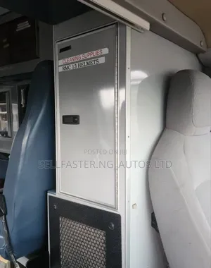 Ford Transit 2010 White