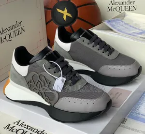 Alexander McQueen Luxury Designer Sneakers Shoe