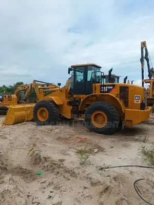 Pay Loader 966h for Sale: Price: 166m Naira