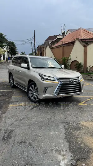 Lexus LX 570 AWD 2016 Gold