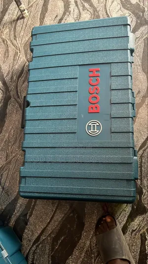 Bosch Gsh 11 Vc Professional Demolition Hammer 1750w