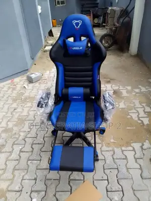 Gaming Chair With Adjustable Hand
