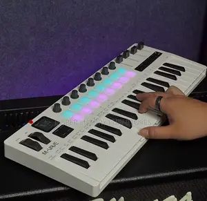Smk37 Midi Keyboard.