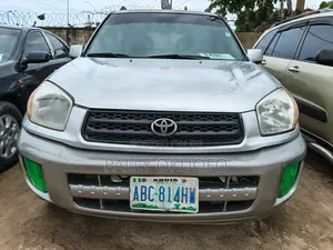 Toyota RAV4 Automatic 2003 Silver