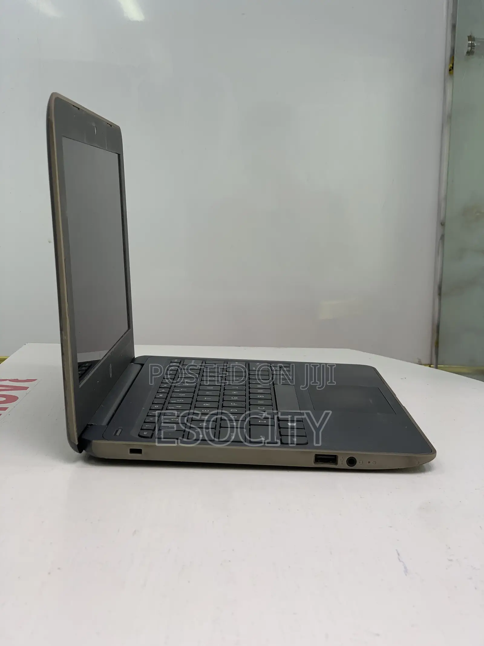 Laptop HP Stream 11 4GB Intel Celeron SSD 128GB