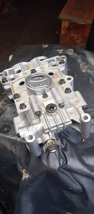 Hyundai Sonata 012 Oil Pump