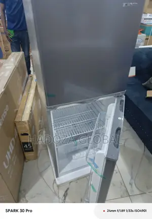 Elegant Skyrun Cooling Refrigerator - 195 L Dual Doors